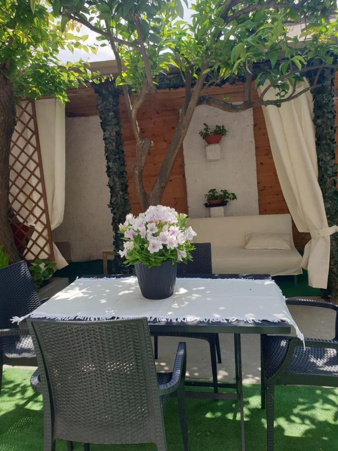 Casa Vacanze Con Giardino E Area Barbecue Martis Exterior photo