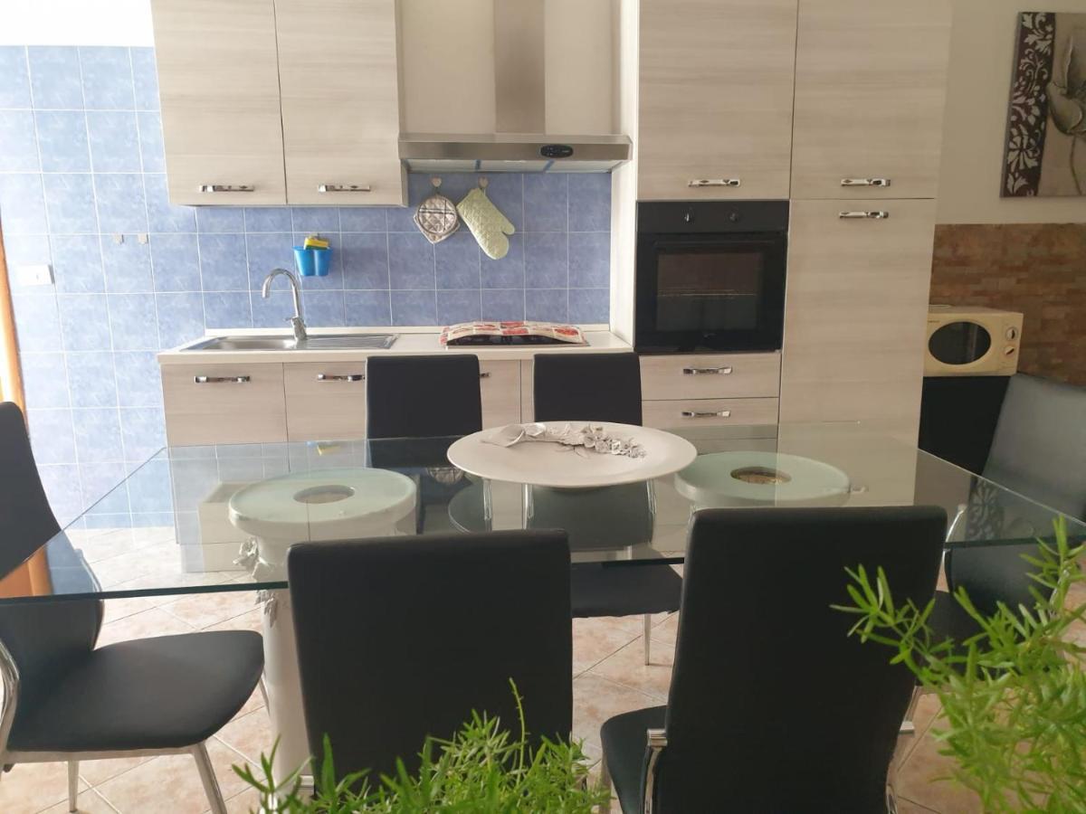 Casa Vacanze Con Giardino E Area Barbecue Martis Room photo